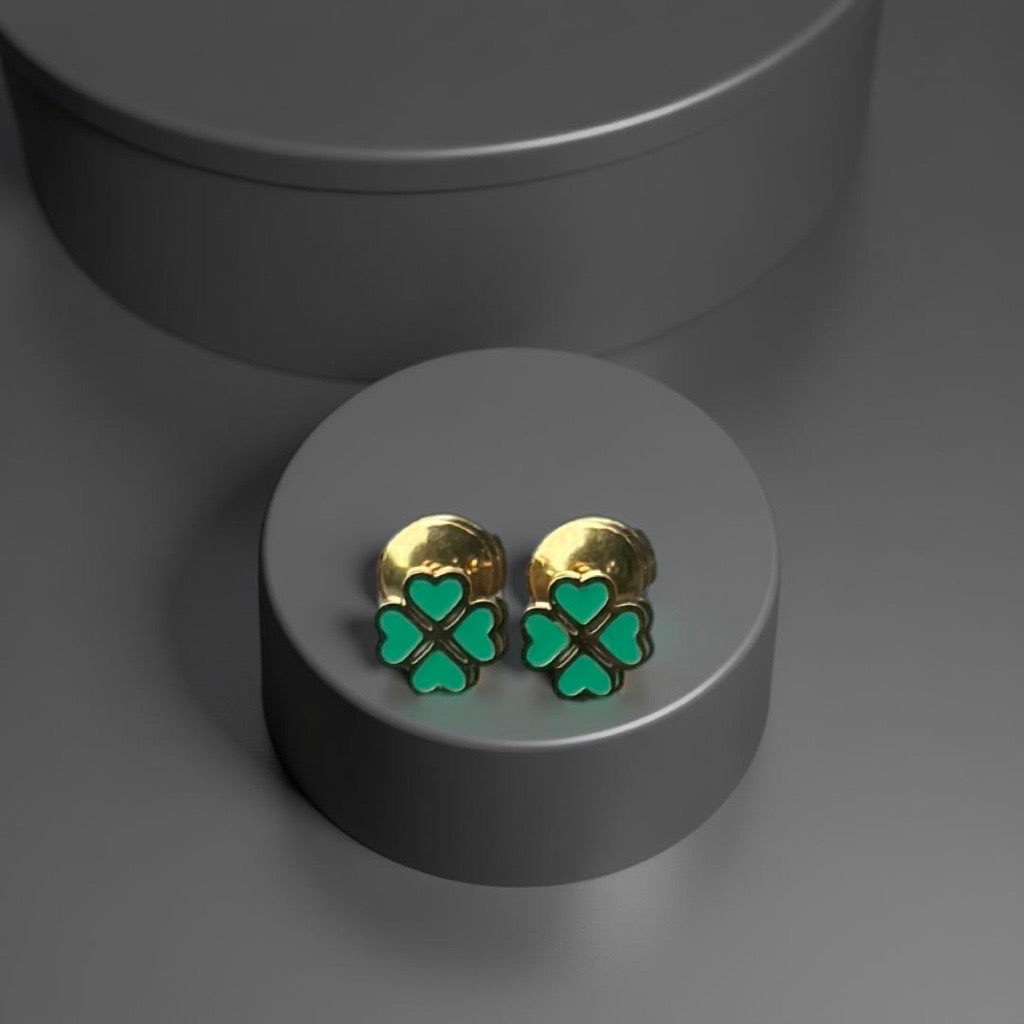 Boucles d'oreille "trèfle" dorées et émaillées vert