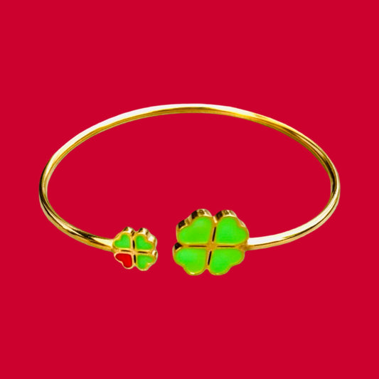 Bracelet "Lucky V" émaillé vert